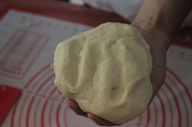 【鲜肉月饼的做法步骤图，鲜肉月饼怎么做好吃】一只梨花压海棠-制作