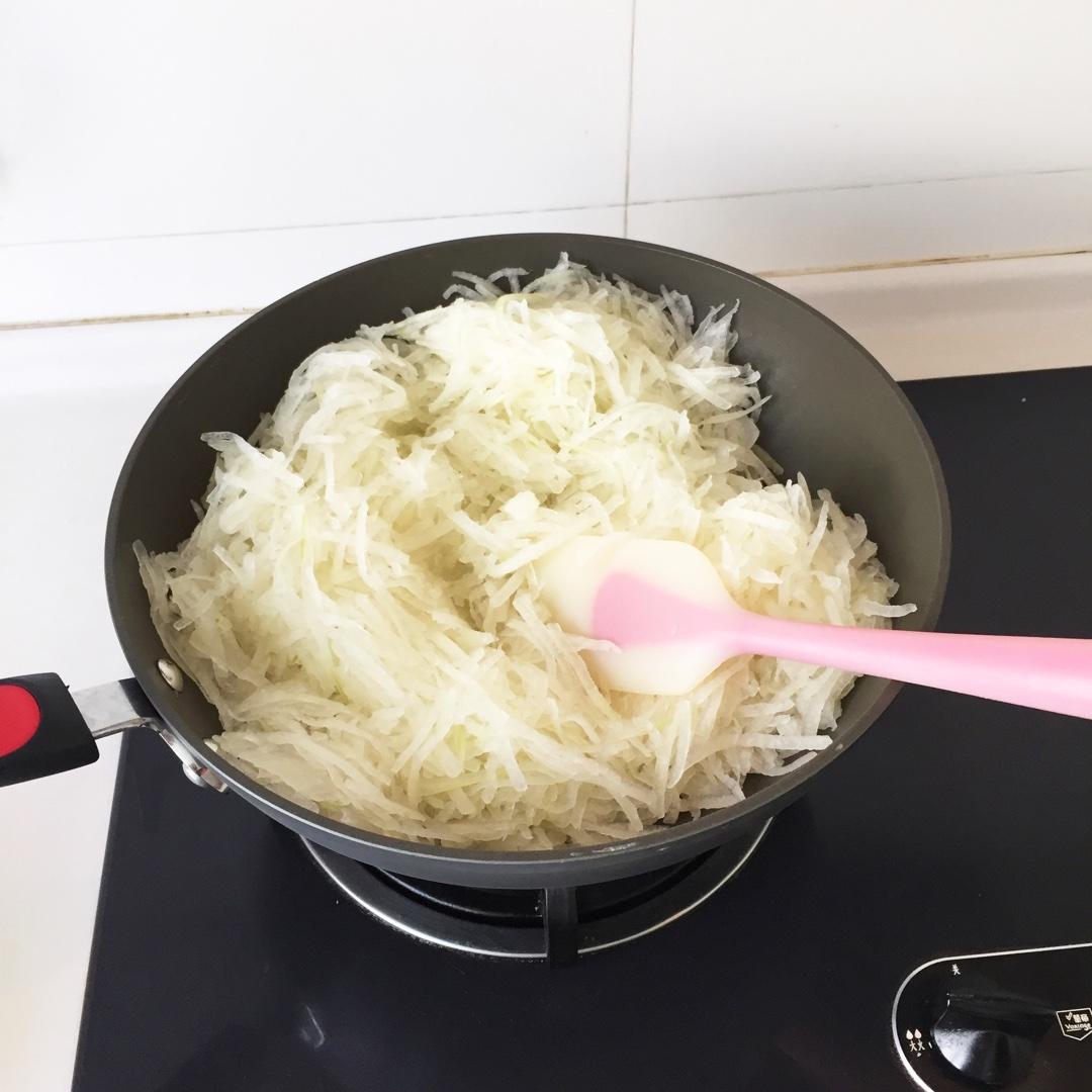 【广式月饼—蛋黄冬翅月饼的做法步骤图】泳歌-制作