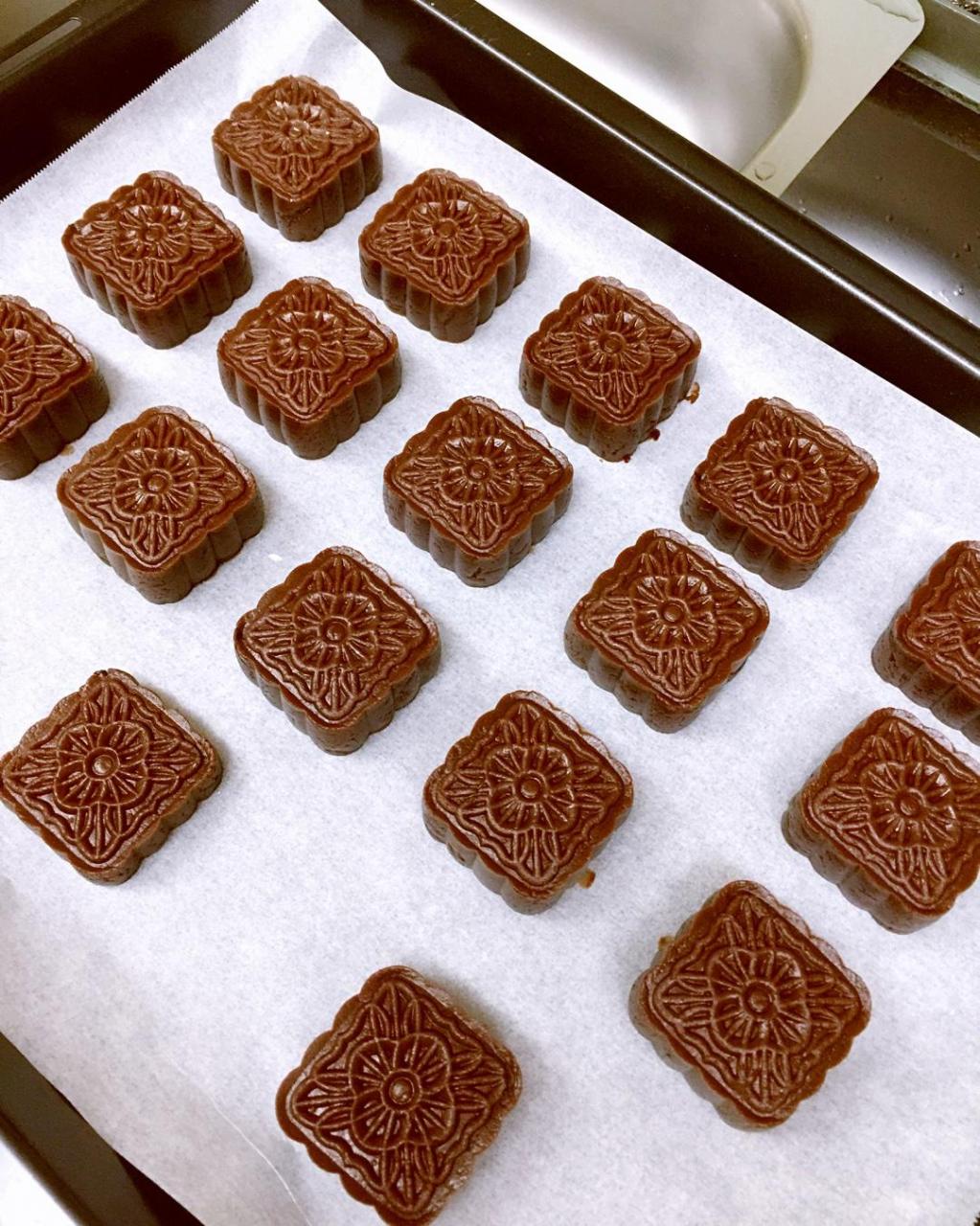 【好吃的巧克力月饼的做法步骤图，怎么做好吃】贝尔-3-制作