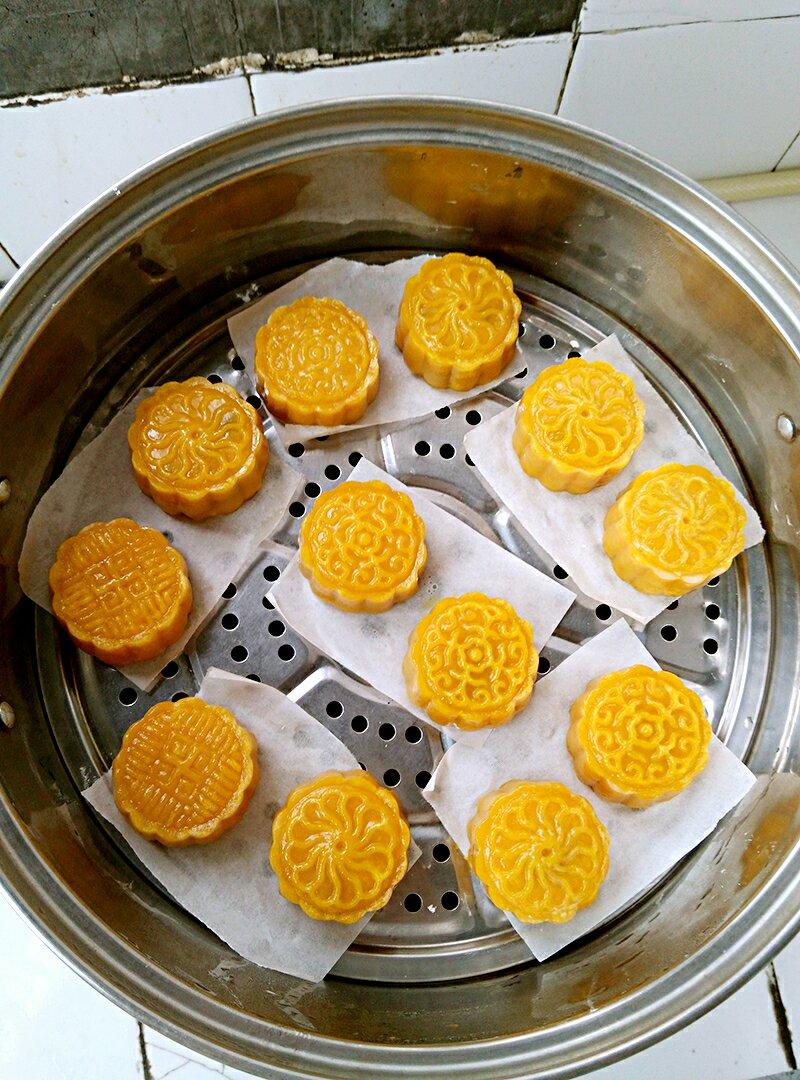【南瓜饼（月饼）的做法步骤图，怎么做好吃】淡然-微笑-制作