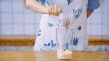 如何做出组织细腻的蛋糕？求各路大神给个方子和步骤？