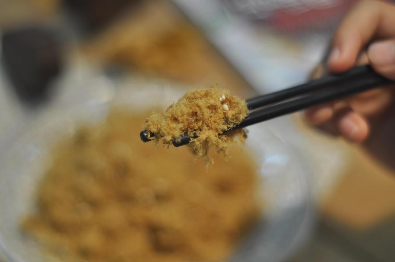 【面包机自制肉松的做法步骤图，怎么做好吃】木亭子96-制作