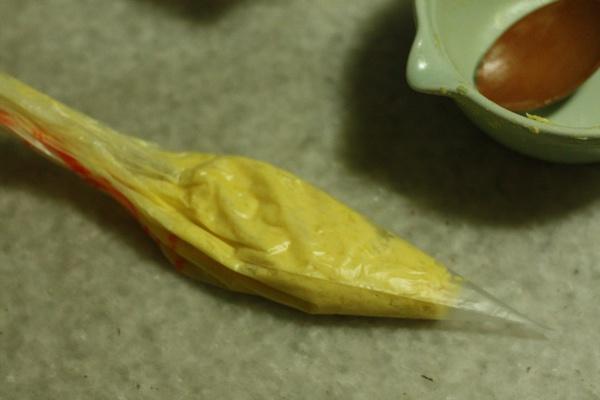 【蒜香餐包的做法步骤图，蒜香餐包怎么做好吃】0夏天0-制作