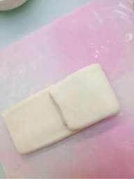 【椰蓉面包卷的做法步骤图，椰蓉面包卷怎么做好吃】xiao_MiSs7-制作