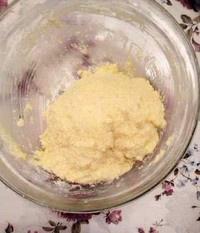 【椰蓉面包卷的做法步骤图，椰蓉面包卷怎么做好吃】xiao_MiSs7-制作