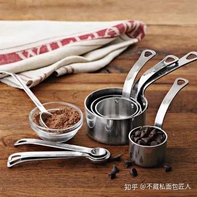 混迹烘焙圈,“穷三代”也该有的烘培工具