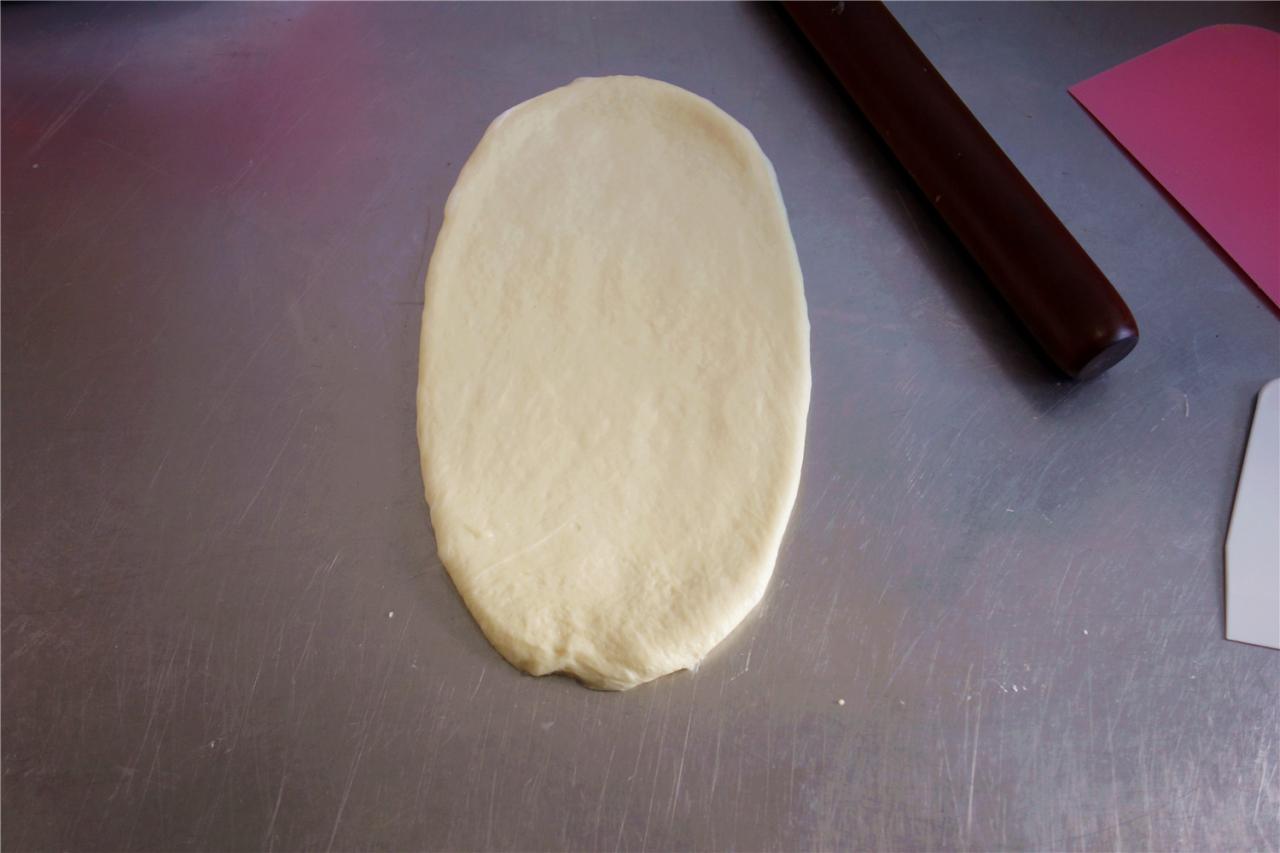 【酸奶奶油吐司的做法步骤图，怎么做好吃】啊呜511-制作