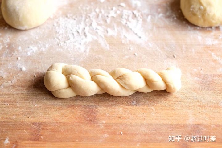 他说没烤箱做不了糕点面包,我说可以