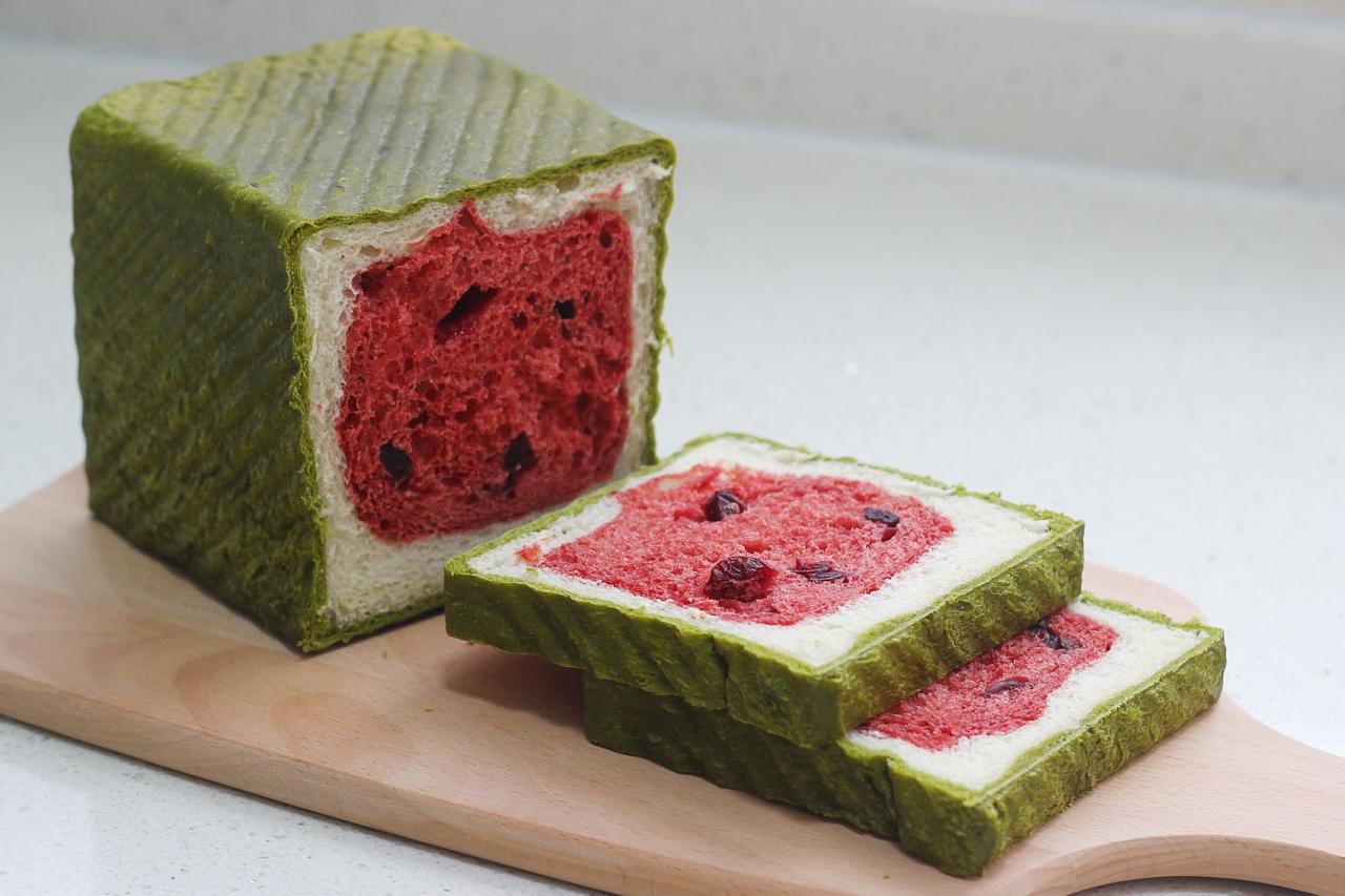 【手揉西瓜吐司的做法步骤图，怎么做好吃】叫兔子的熊猫-制作