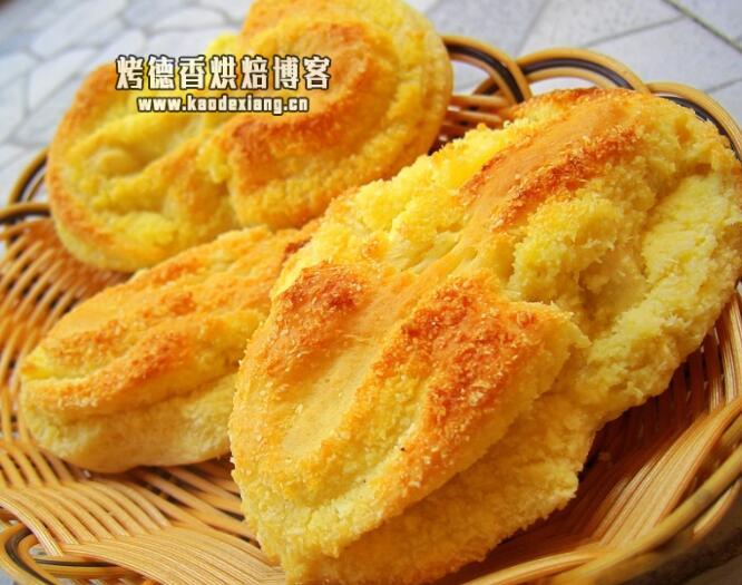 制作面包时，为什么严格按配方操作，面团却太干（太湿）呢？