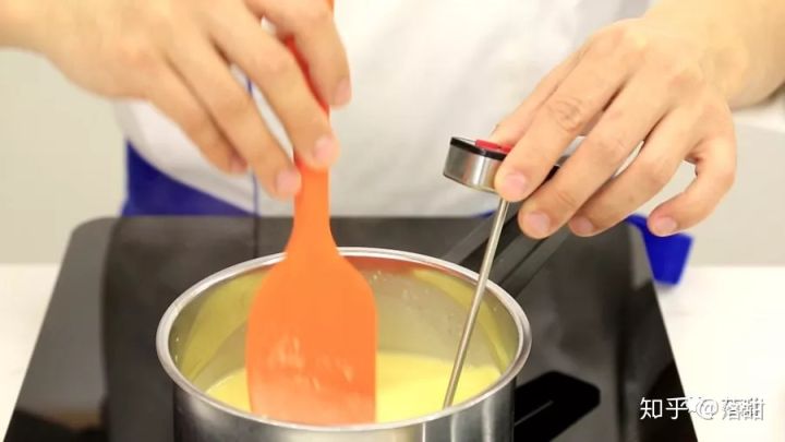 科学制作英式奶馅方法