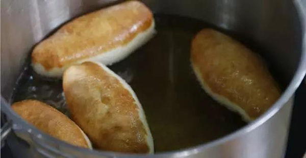 如何让甜甜圈的热量更低一点?你得这么油炸!
