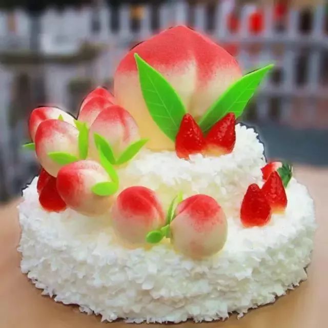 我开蛋糕店的经历？开蛋糕店，开面包店真赚钱吗？