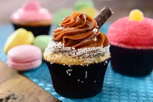 我开蛋糕店的经历？开蛋糕店，开面包店真赚钱吗？