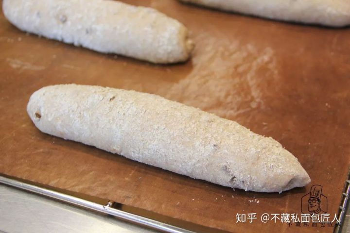 黑麦法棍那么容易做,你为什么不盘它?