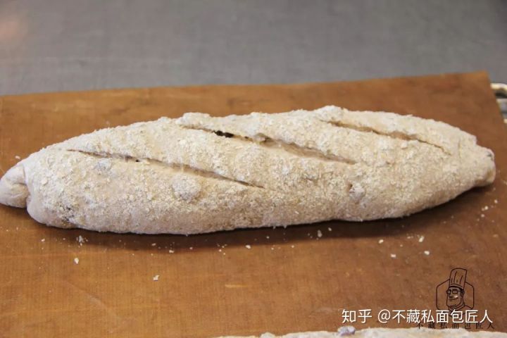 黑麦法棍那么容易做,你为什么不盘它?