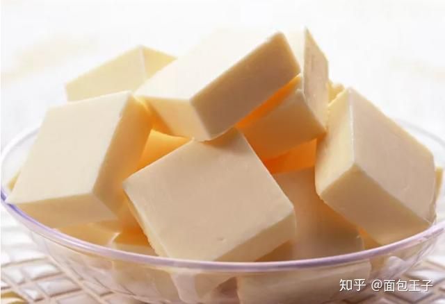 手工烘焙房和连锁面包店的竞争优势