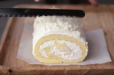 这个小姐姐做的蛋糕卷美到哭！蛋糕卷上的艺术与故事?