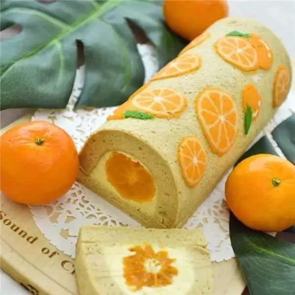 这个小姐姐做的蛋糕卷美到哭！蛋糕卷上的艺术与故事?