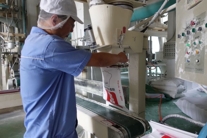 从小麦到面粉，好的面包师到最后，都会去种田.....