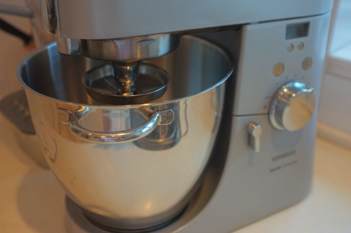 家庭烘焙，到底该买什么样的厨师机？