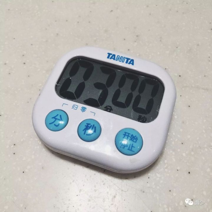 别急着动手！做烘焙前，打开看一看