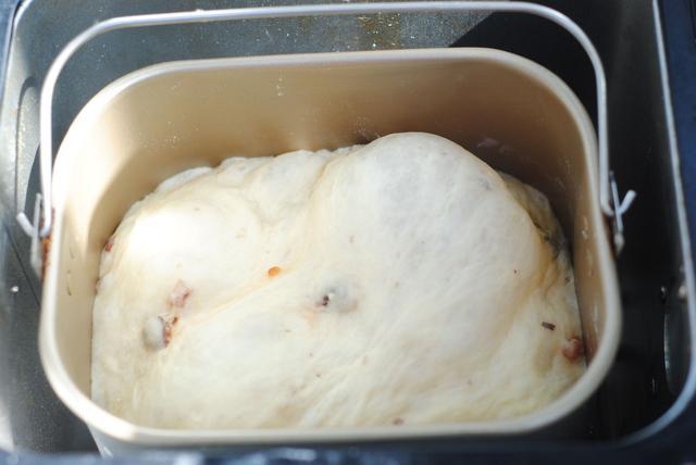 面包塌陷回缩的原因?面包塌陷的原因是什么?