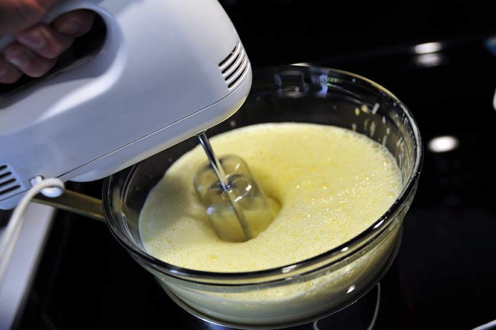 这些烘焙败笔藏在细节里(鸡蛋打发篇)鸡蛋打发是什么样？