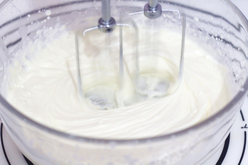 如何区分动物奶油和植物奶油？动物奶油与植物奶油的区别 两种淡奶油的区别