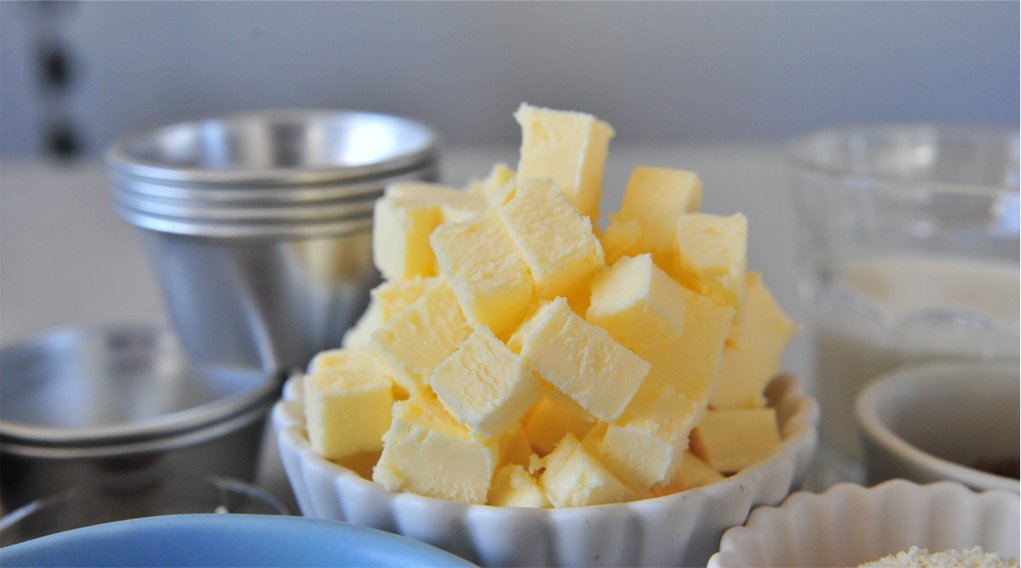 该用室奶油、冰奶油或液态奶油?