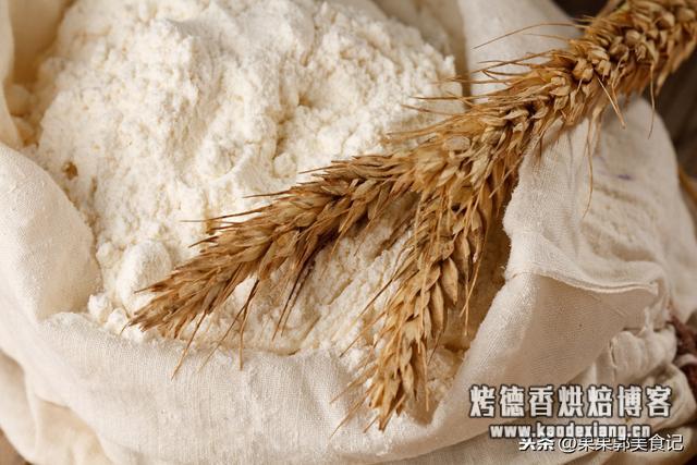 什么是高筋、中筋、低筋面粉?用错了,难怪面食难吃,还老失败