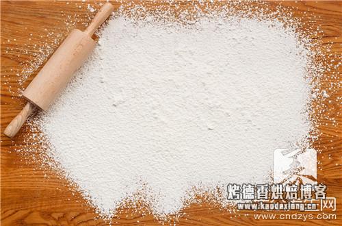 中筋面粉怎么变成高筋面粉?怎样调配中筋面粉呢?