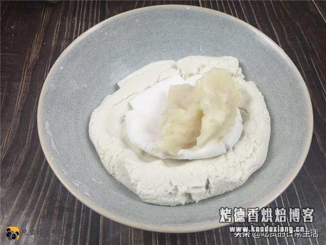 糯米粉怎么和面不裂 糯米粉的新做法,不塌陷,不开裂,个个金黄酥脆,一锅不够吃