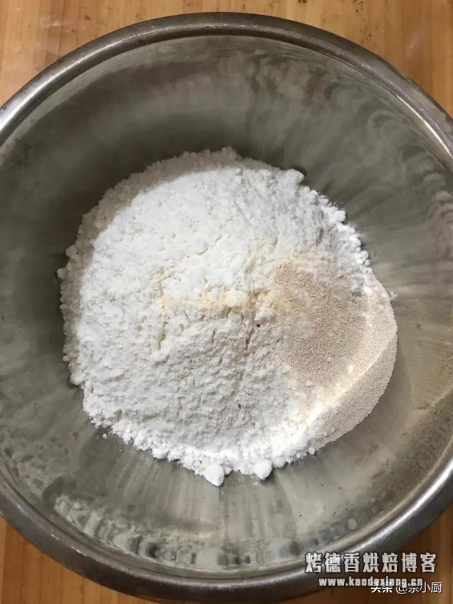 低筋面粉和中筋面粉蒸馒头哪个好吃？该怎么做？