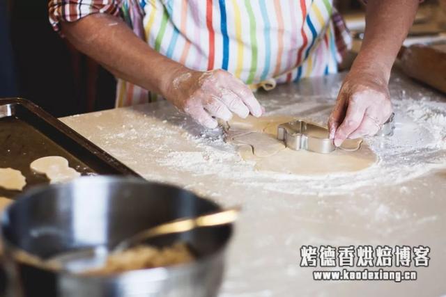 自制烘焙模具 烘焙小白摸爬滚打,报废无数个模具后,总结的这几点能省不少钱