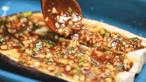 微波炉热米饭，加热米饭需要先喷水？这些微波炉加热饭菜技巧您知道吗？