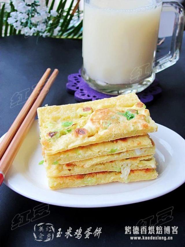 玉米鸡蛋饼,玉米粉和面粉要放多少才能做得香嫩?