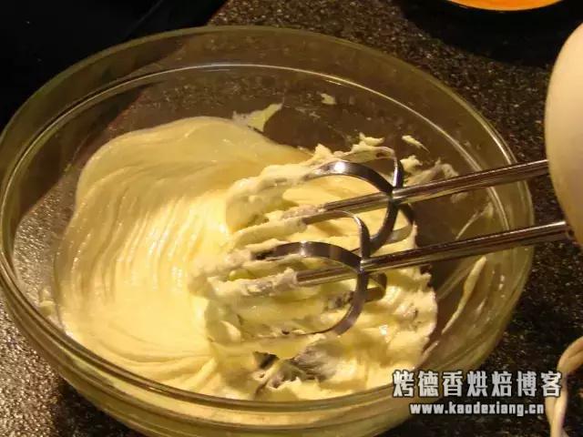黄油打发奶油怎么做 烘焙基础知识篇——打发黄油、奶油、蛋白的讲解与分析