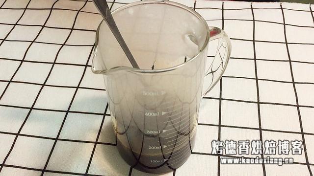 泡打粉、酵母粉的区别和用法 今天可算长知识了 以后不会再用错了