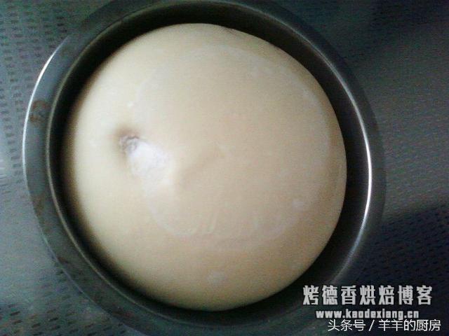 面包揉面包出膜技巧？史上最详细手工揉面方法，窍门、手法全在里面，包你做出成功面包