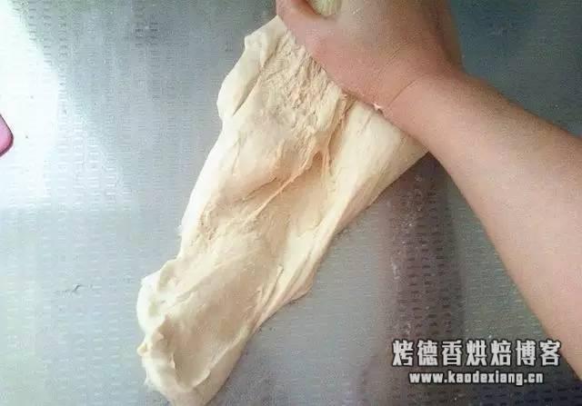 学烘焙需要揉面吗？面团揉面手法及发酵技巧，做面包不再难！（详细图解）