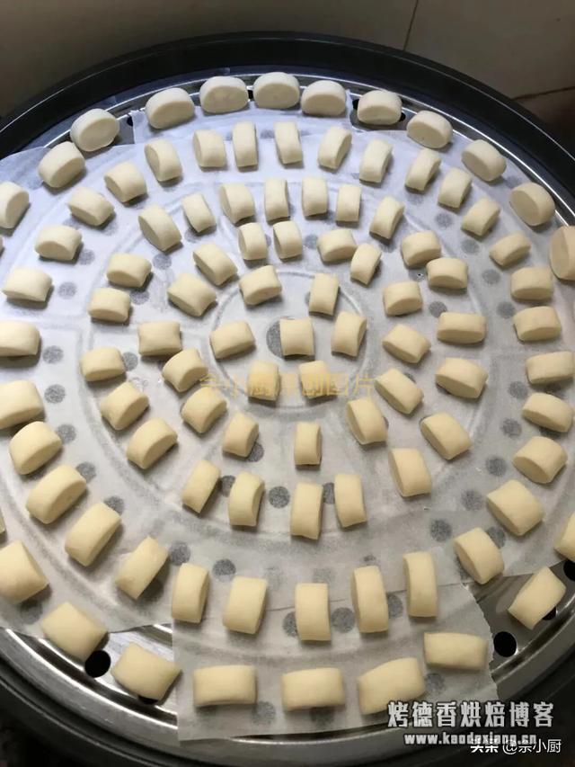 低筋面粉和中筋面粉蒸馒头哪个好吃？该怎么做？