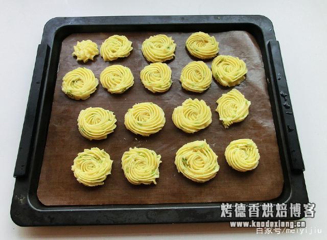黄油打发技巧 烘焙入门技巧,黄油的软化与打发,看看这个做法你就明白了