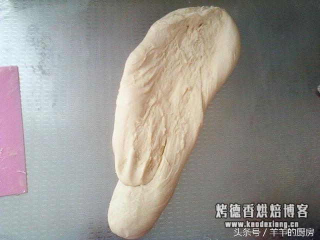 面包揉面包出膜技巧？史上最详细手工揉面方法，窍门、手法全在里面，包你做出成功面包