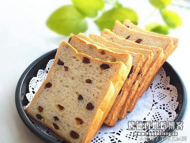 面包揉面包出膜技巧？史上最详细手工揉面方法，窍门、手法全在里面，包你做出成功面包