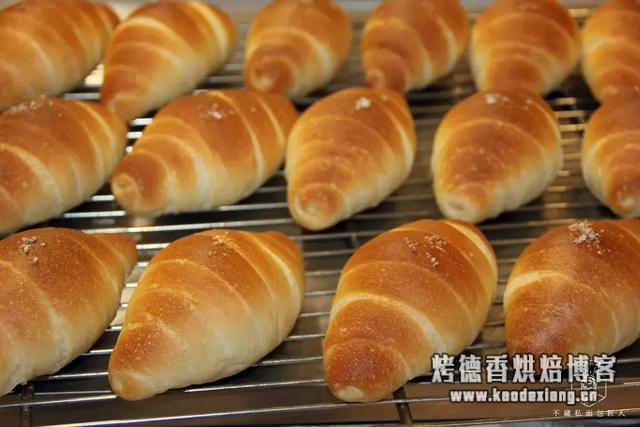 黄油代替品 黄油用完了,橄榄油和猪油能替代做面包吗?