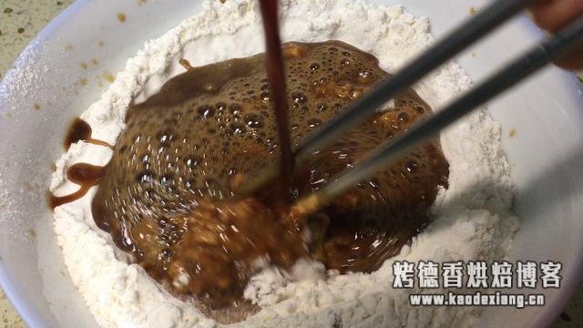 泡打粉、酵母粉的区别和用法 今天可算长知识了 以后不会再用错了