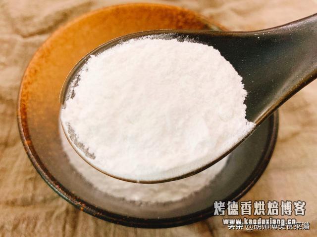 酵母粉和泡打粉、小苏打有什么区别?牢记这三点,你也能成为大厨