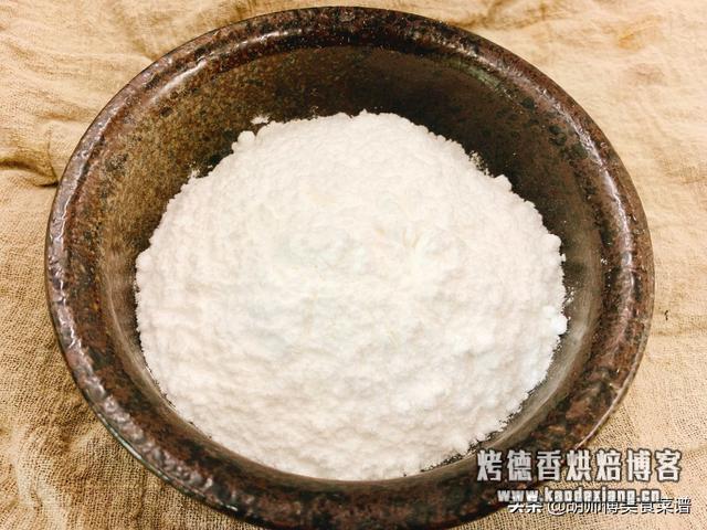 酵母粉和泡打粉、小苏打有什么区别?牢记这三点,你也能成为大厨