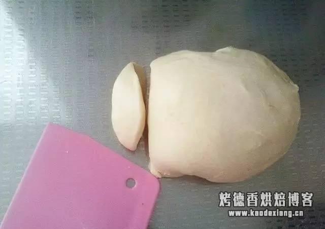 学烘焙需要揉面吗？面团揉面手法及发酵技巧，做面包不再难！（详细图解）